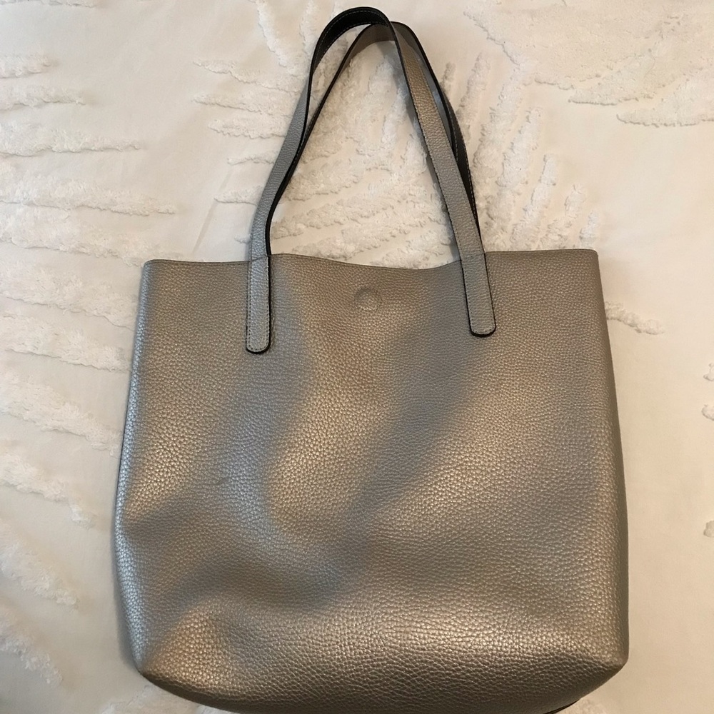 Silver/Black Reversible Shoulder Bag